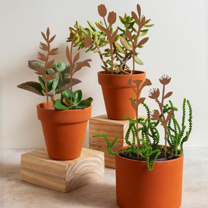 Garden Decor for Outside, 6 Pcs Rusty Metal Flower Garden Stakes with Fern Leaf Design for Outdoor Yard Art, Rustic Plant Stakes for Flower Bed, Pot, Vase