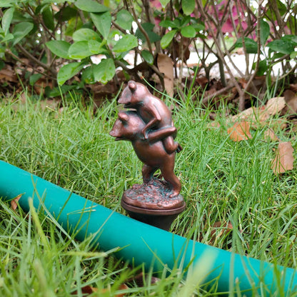 Hose Guides for Garden, 3Pcs Garden Hose Guide Stake Decorative with Roller, Hose Guide Spike Plant Protector Lawn Hose Support Spikes for Outside Lawn Yard(frogs, Angel, Sun God)