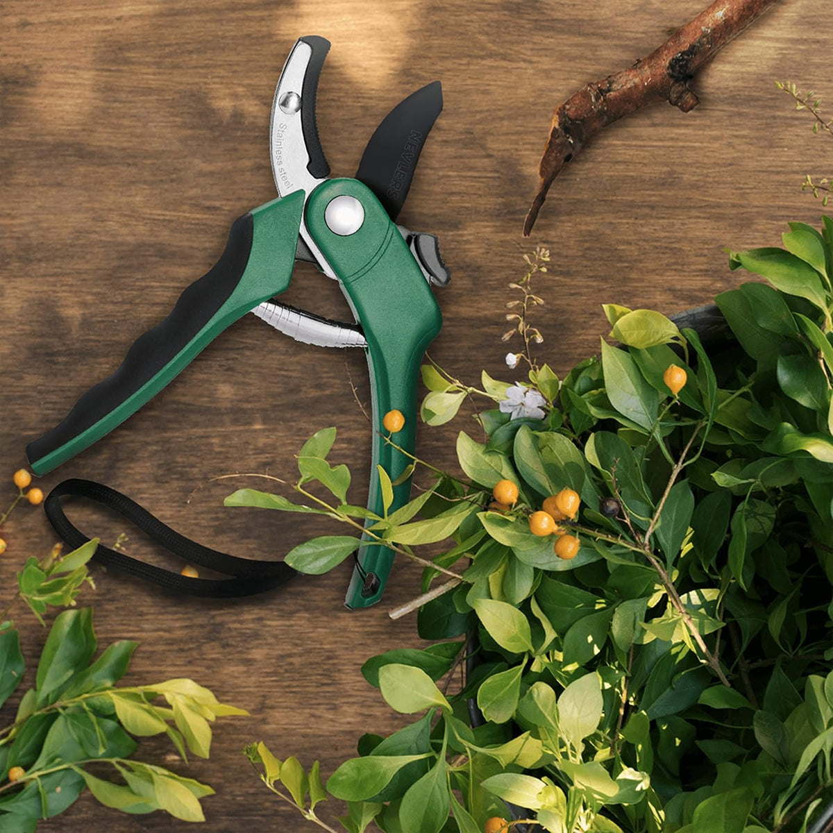 8" Green Bypass Pruning Shears Heavy Duty Pruning Scissors