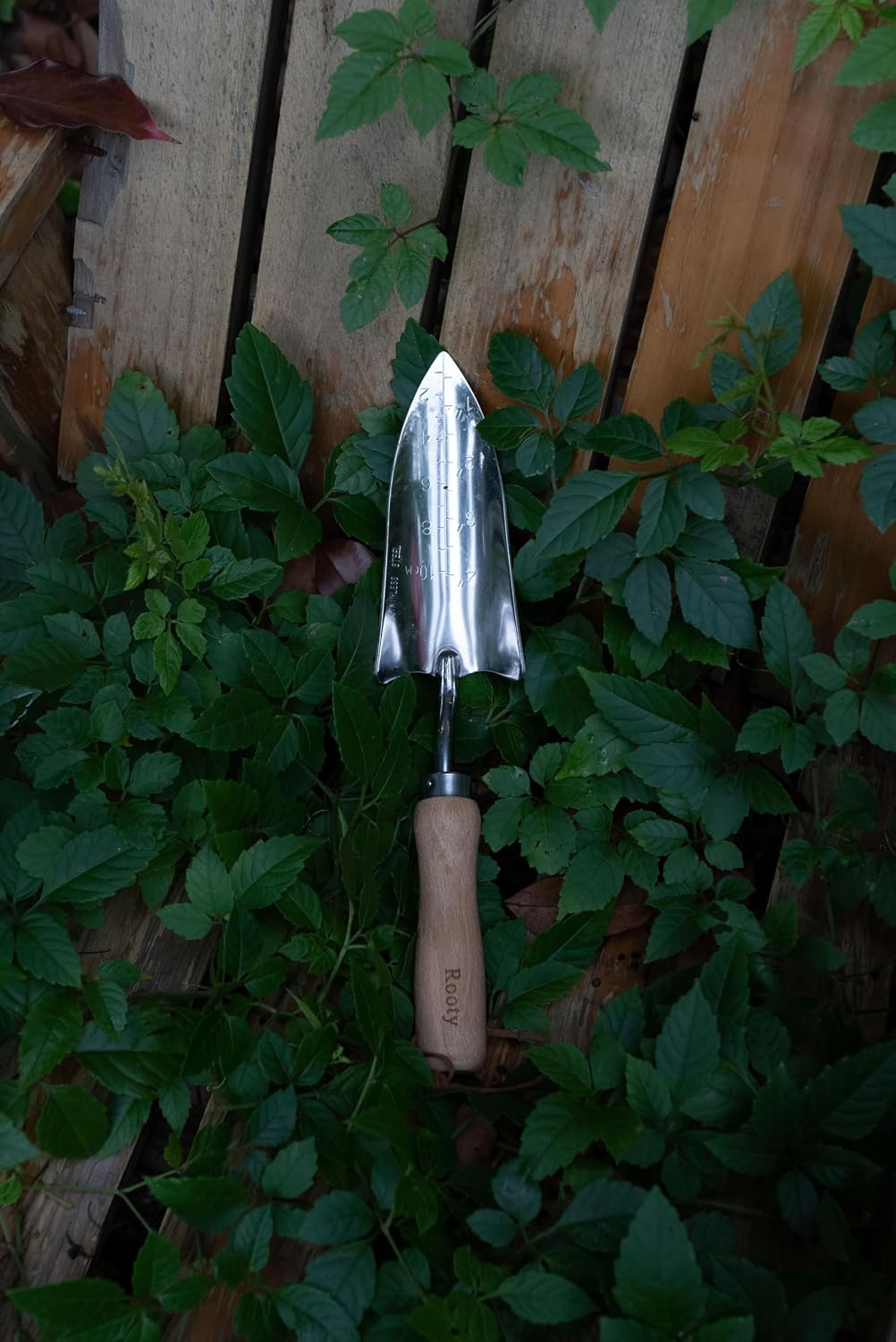 Gardening Tool Set 3 Pieces Stainless Steel Heavy Duty Gardening Kit Includes 2 Sizes of Hand Trowels and Cultivator Easy for Garden Cultivating Soil Lossening Transplanting Digging