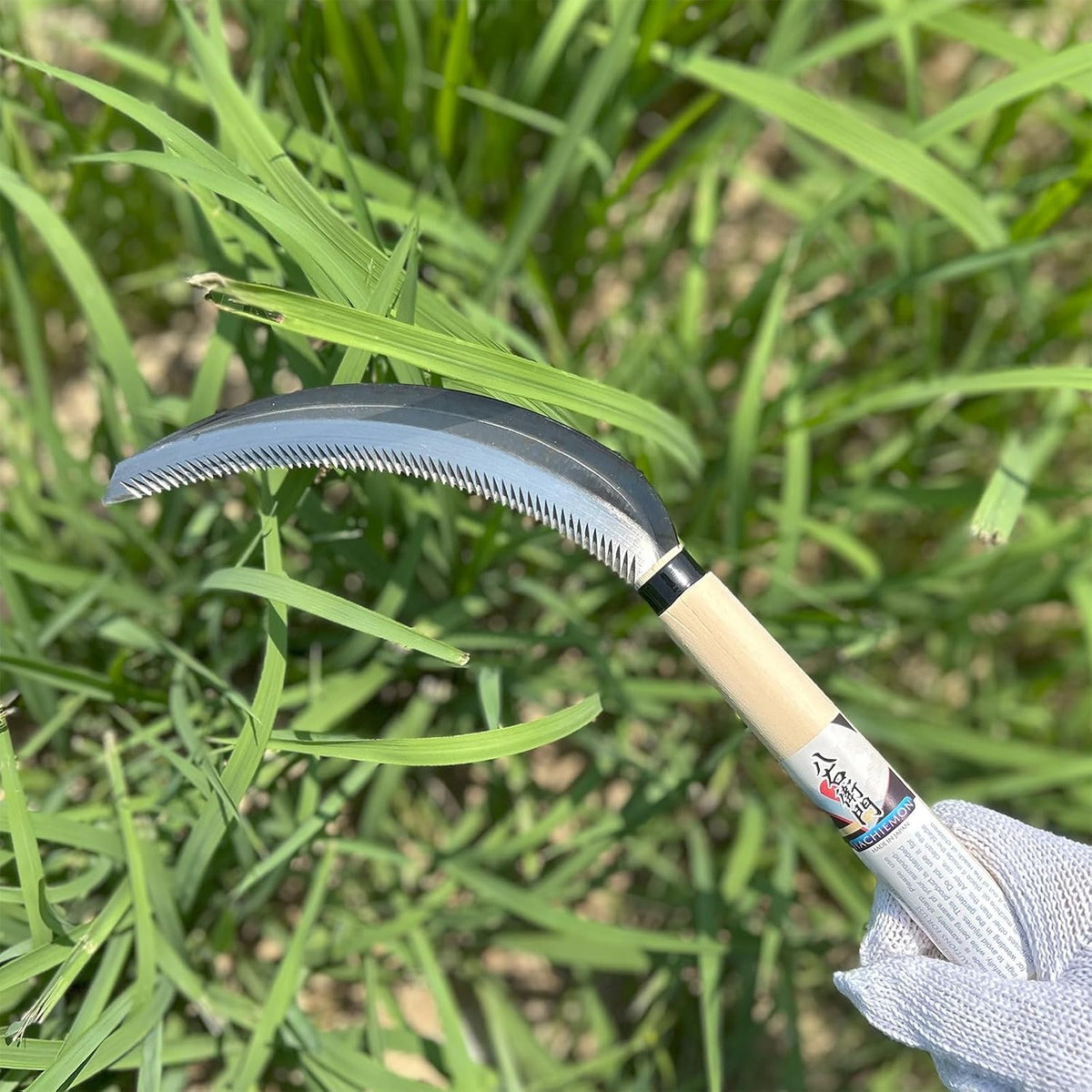 Serrated Sickle Garden Tool for Weeding - Compact and Lightweight - Japanese Weeding Sickle