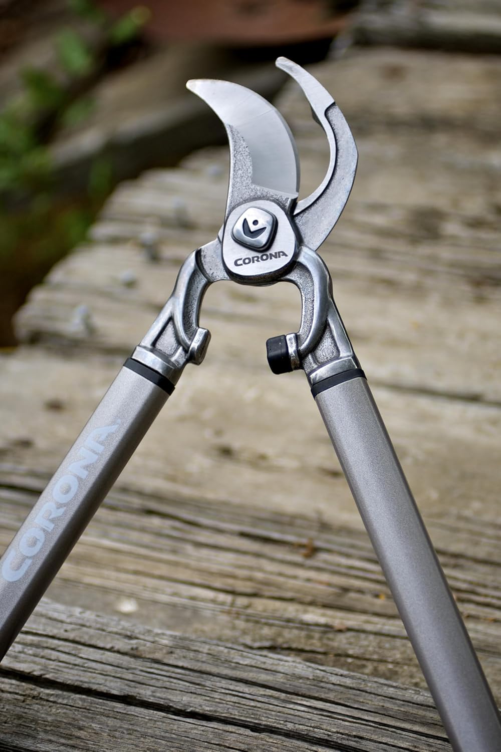 32-inch Branch Cutter DualCUT Bypass Loppers | Tree Trimmer Cuts Branches up to 2-inches in Diameter | SL 7180