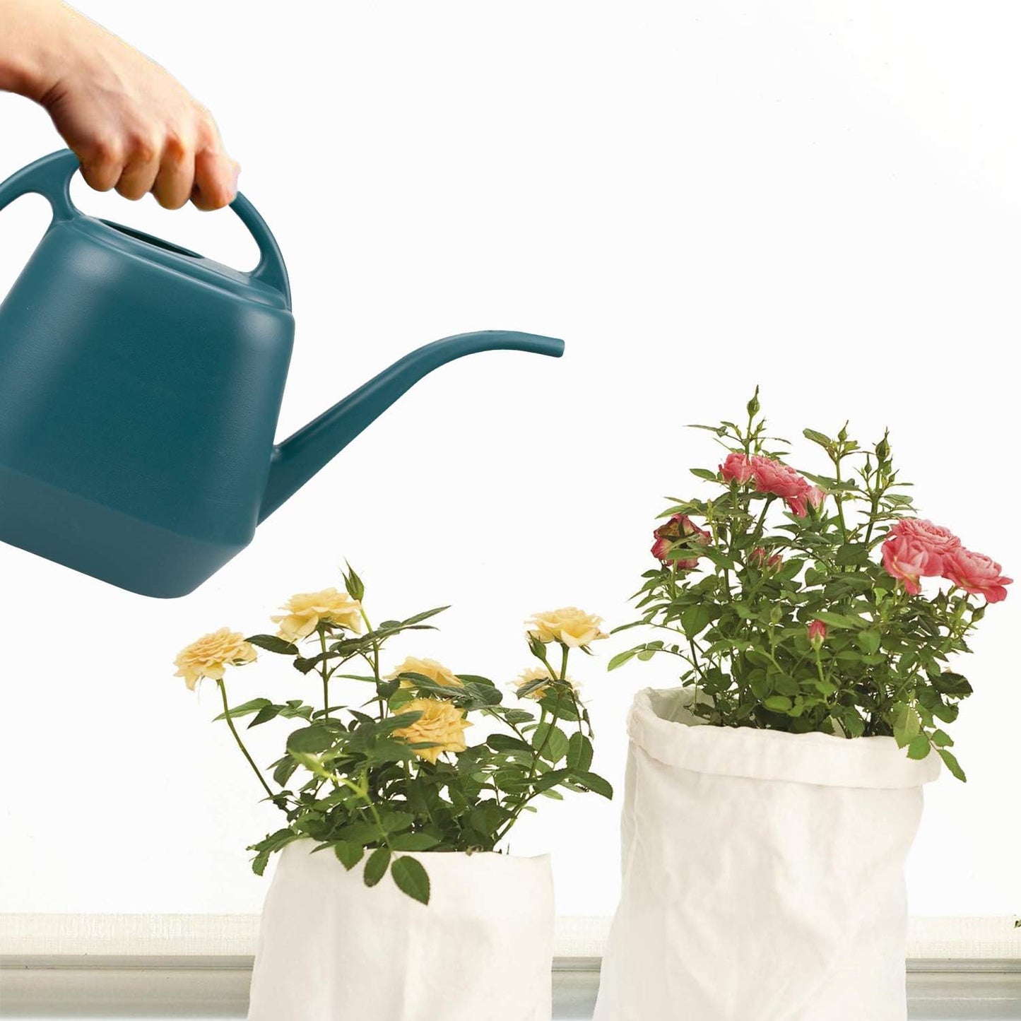 Watering Can Plastic 4 Litre Lightweight Water Sprayer Watering Bottle for Garden Outdoor House Flower Bonsai Plant (Green)