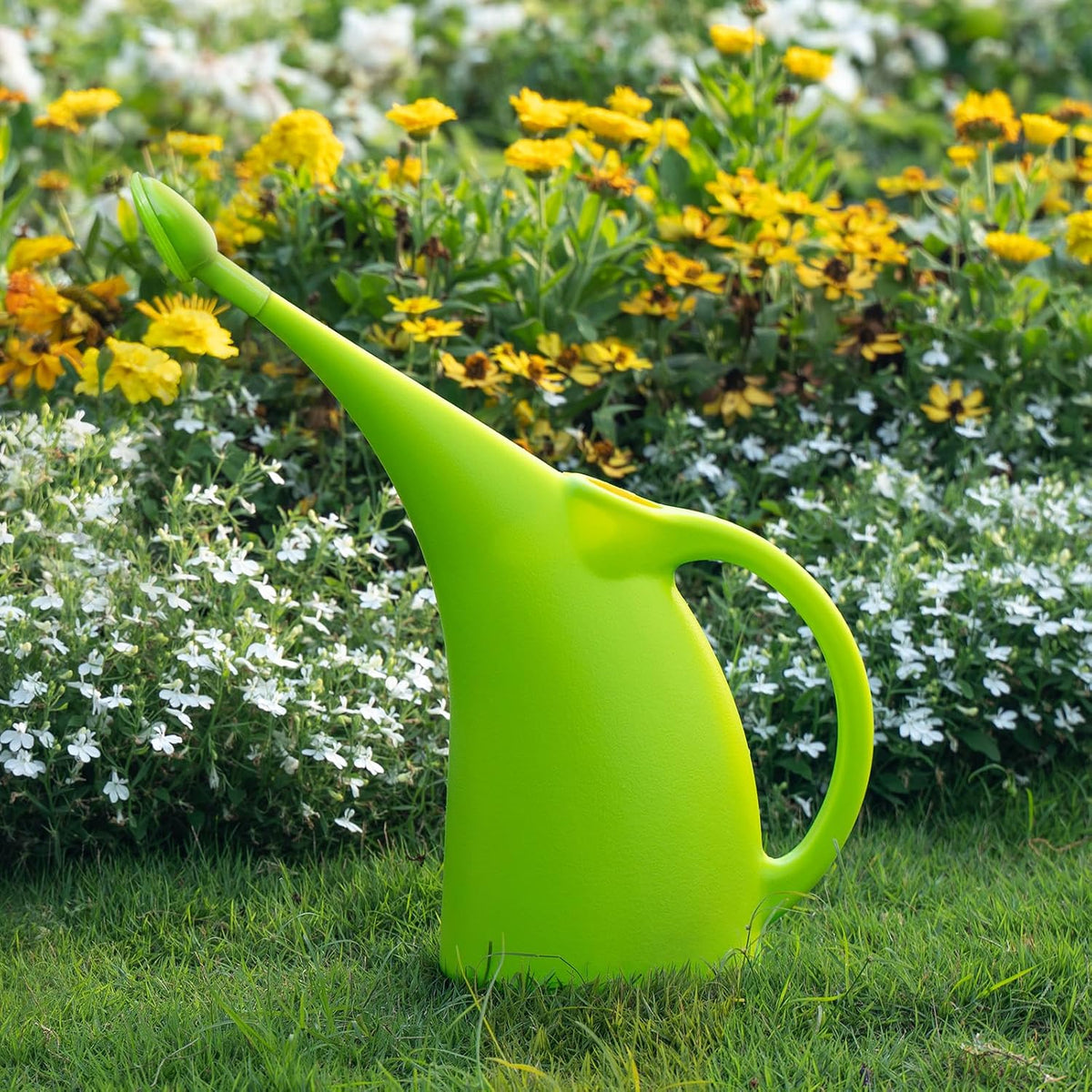 Watering Can for Indoor Plants, Water Can with Shower Head, 1/2 Gallon (Green)