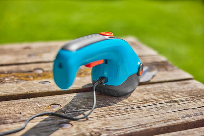 Cordless Hedge Trimmer and Grass Shears, 80 Min Runtime - 09887