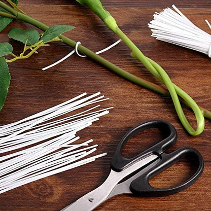 WILLBOND 200 Pcs Garden Plastic Twist Tie for Garland, 4.72'' Decorative Tree Twist Tie for Wreath Banister Reusable Plant Support, Wire Cords Garden Plastic Gifts Bags