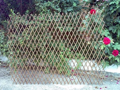 Lattice Fence Willow Expandable Plant Climbing Lattices Trellis Fence,Open Screen Fencing,Willow (1)