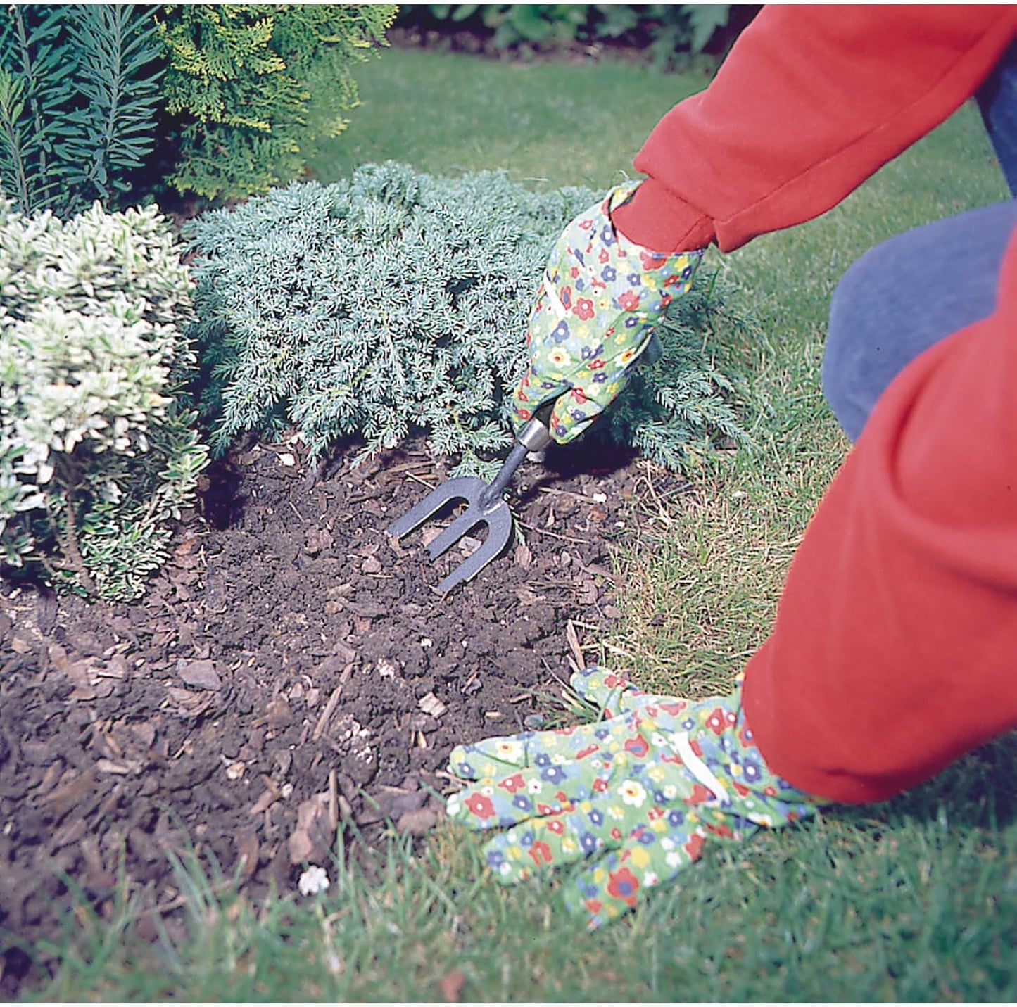 Garden Hand Fork | Heavy Duty Carbon Steel Weeding Tool | Soft Grip Plastic Handle | 88807