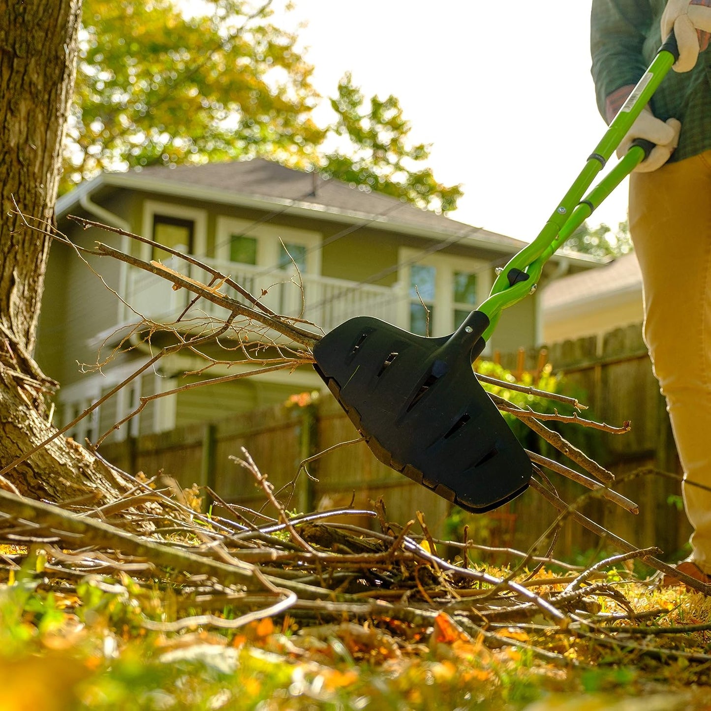 50002 Gator Grabber Telescoping Leaf Clean-Up Tool, Green/Black