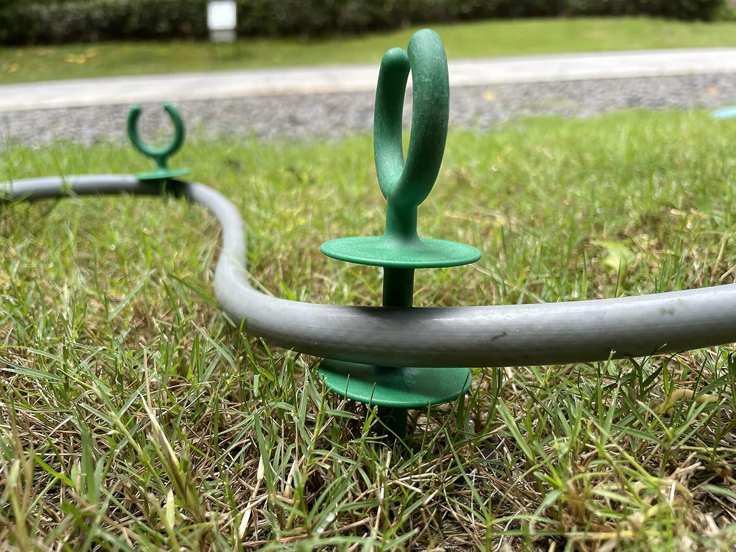 10 Pcs Green Garden Hose Guide Stakes