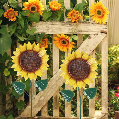 Metal Flower Decorative Garden Stakes, 2 Pack 22" Outdoor Garden Decor with Shaking Flower Head Yard Stakes, Yard Art Spring Decorations for Patio Lawn (Blue & Red)
