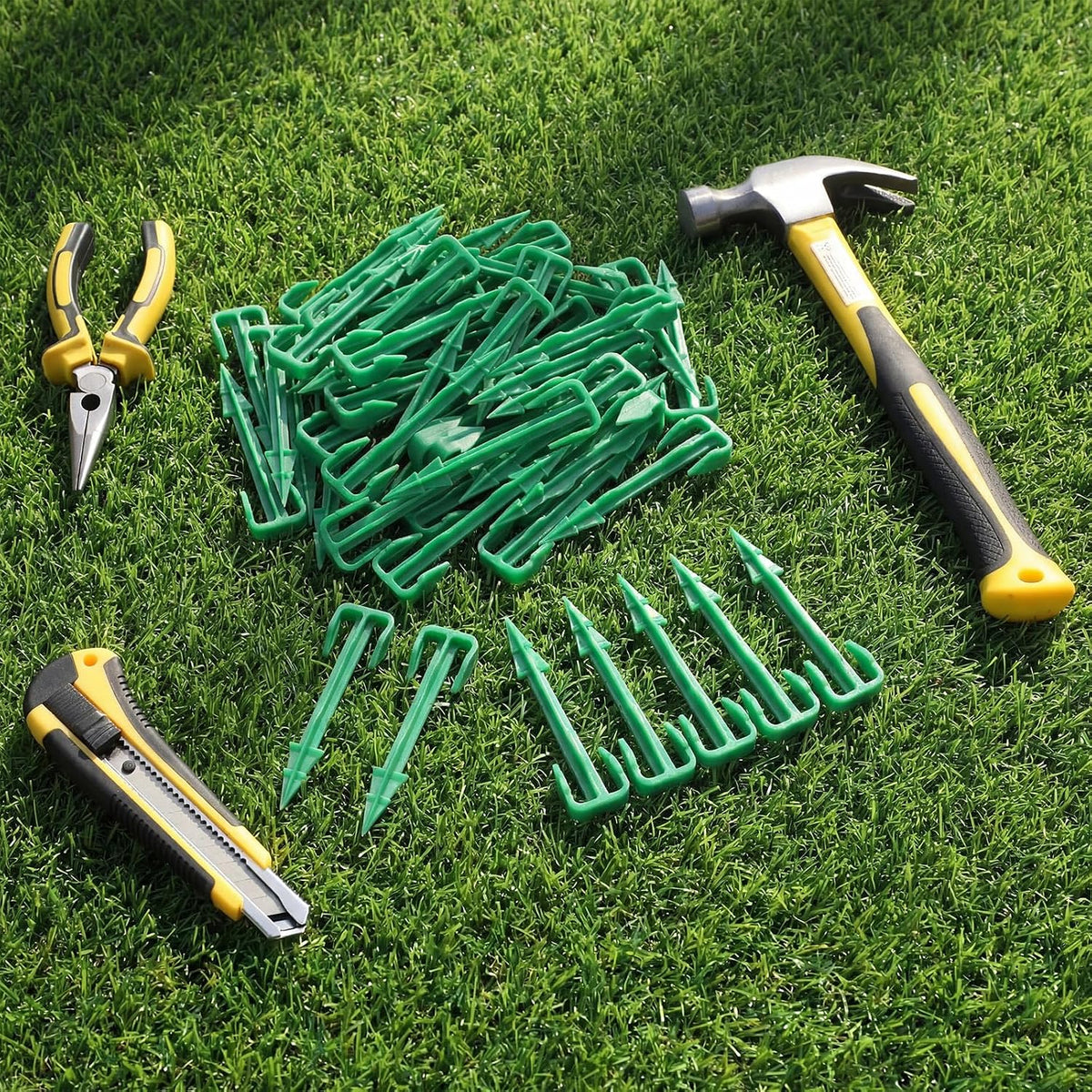 200 Pcs 4 Inch Landscape Garden Stakes Bulk, Degradable Sod Spikes